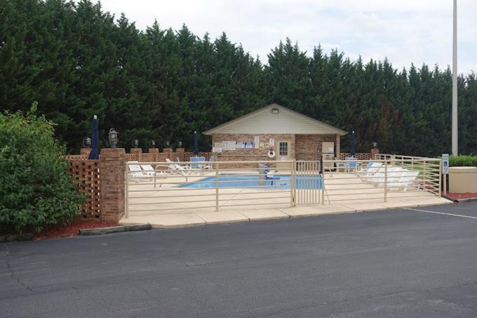 Bryson Inn Mount Airy Luaran gambar